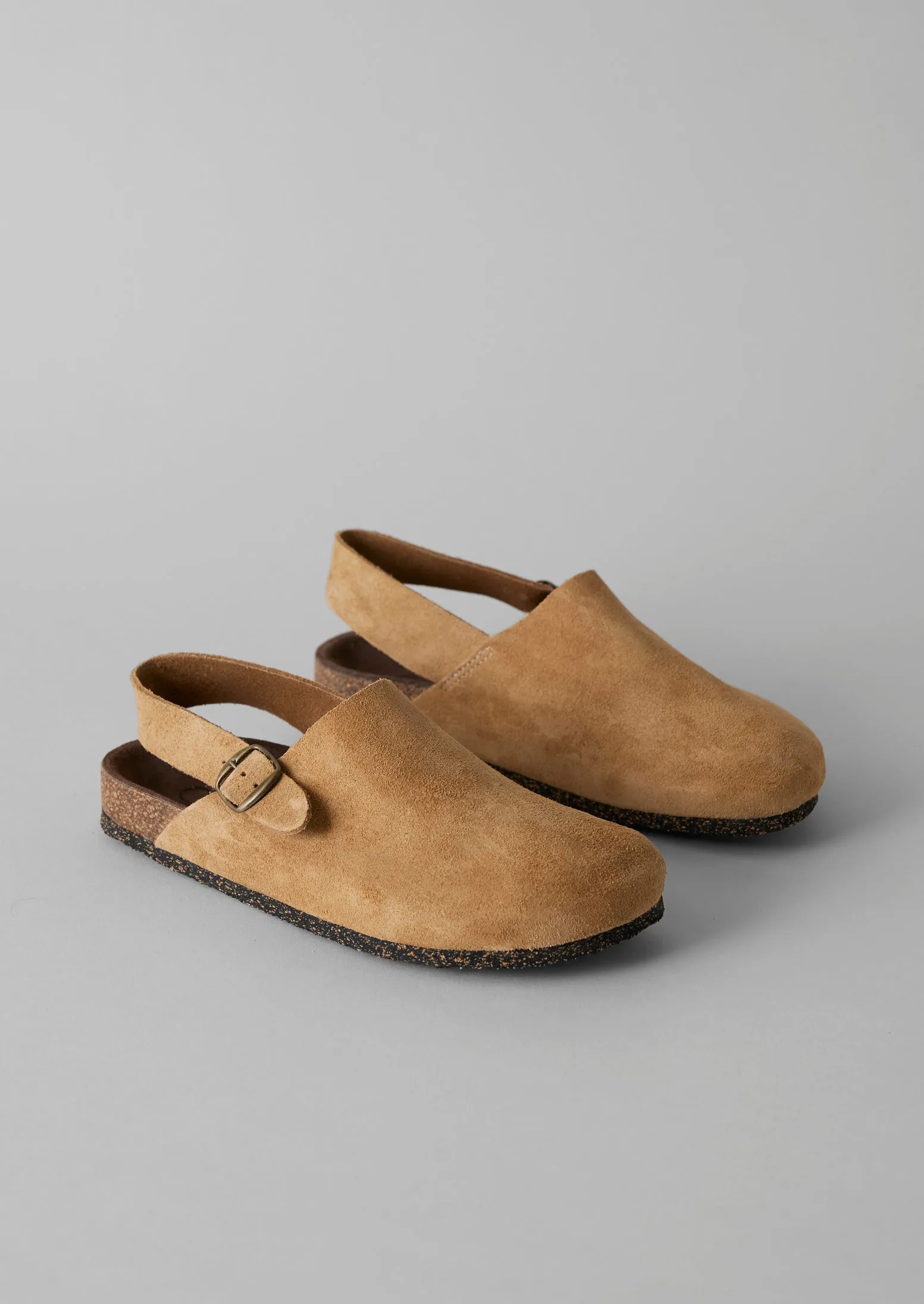 Bosabo Suede Clogs | Tan