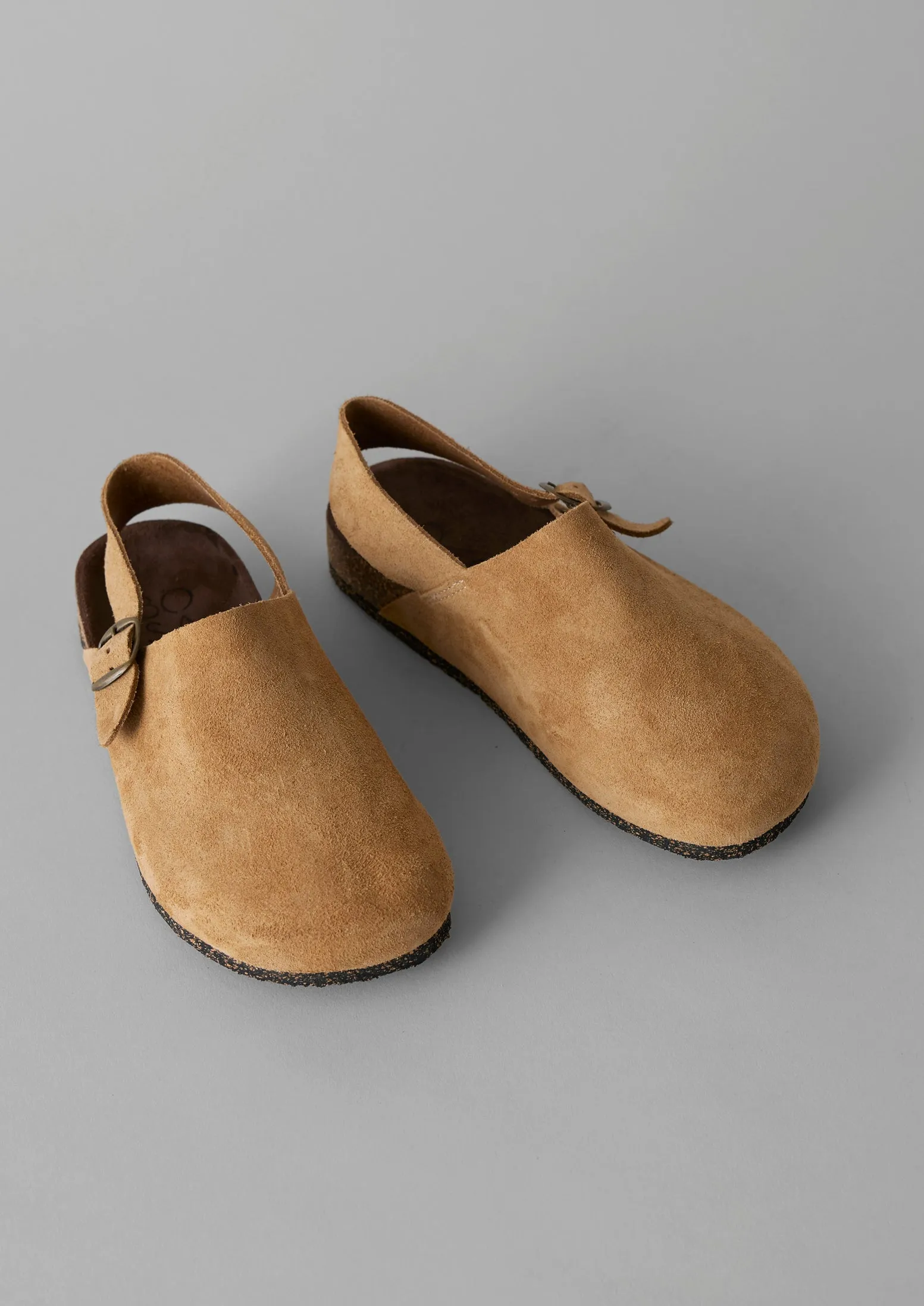 Bosabo Suede Clogs | Tan