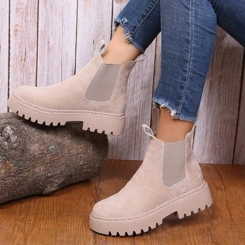 EFFORTLESS ELEGANCE SQUARE HEEL ANKLE BOOTS