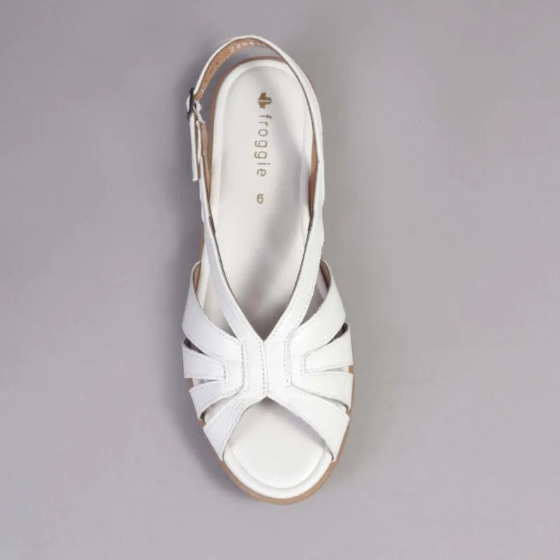 Slingback Sandal in White - 12537