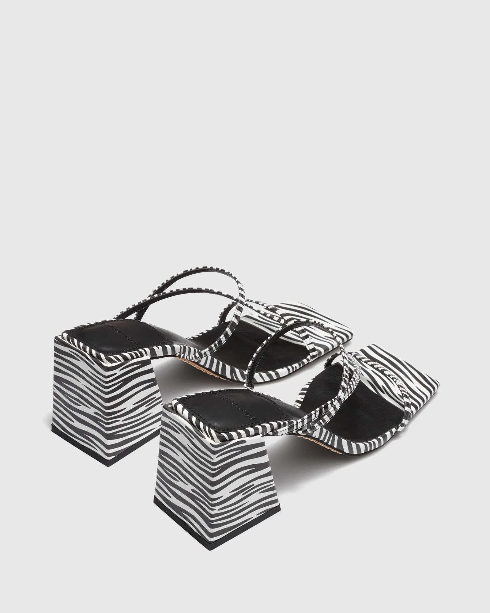 Texta Heels Zebra